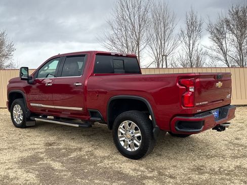 Used 2024 Chevrolet Silverado 2500 High Country AWD/4WD image 6