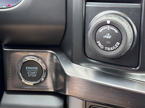 New 2026 Ford F250 Lariat w/ Lariat Ultimate Package image 19