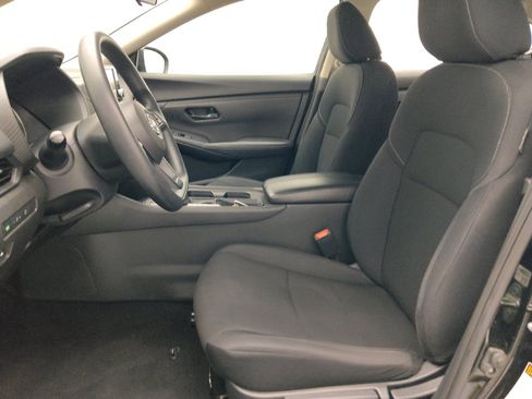 Used 2024 Nissan Sentra S FWD image 17