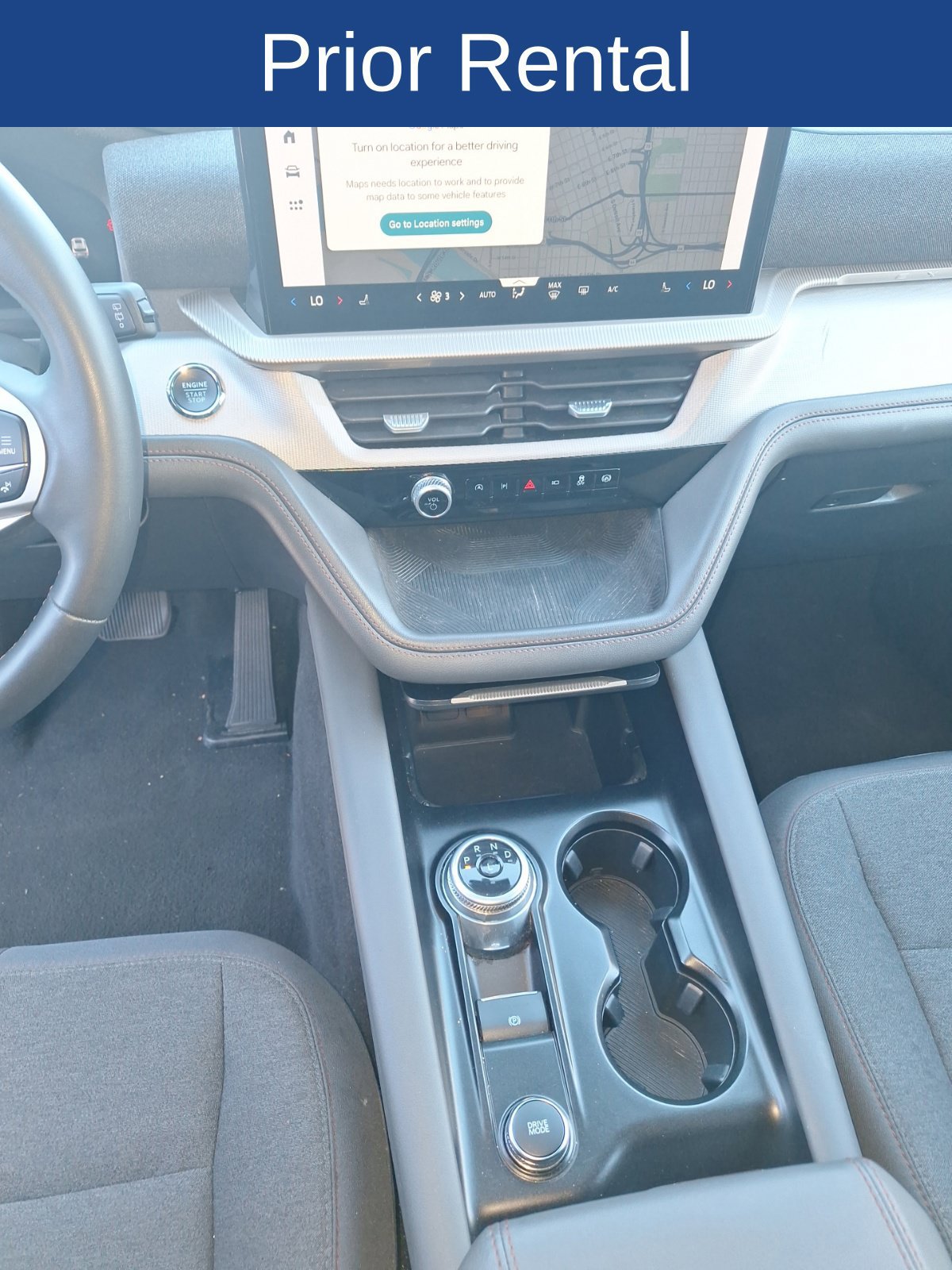 Used 2025 Ford Explorer Active RWD image 16