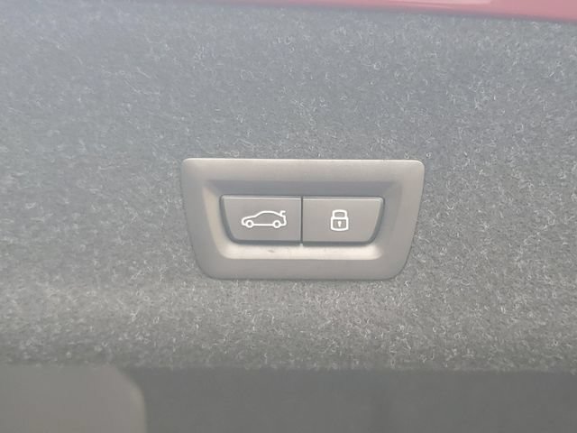 Used 2025 BMW M340i RWD image 36