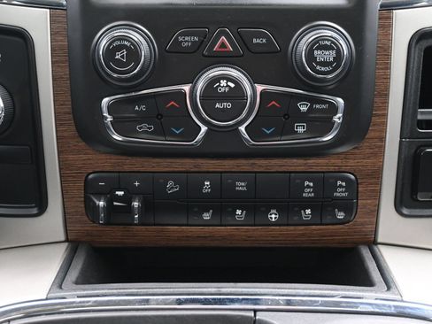 Used 2018 RAM 2500 Laramie w/ Off Road Package AWD/4WD image 38