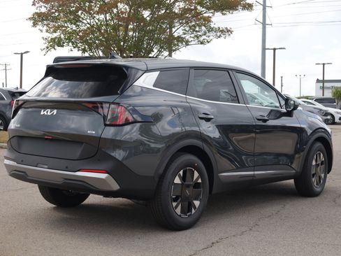 New 2026 Kia Sportage LX FWD image 5