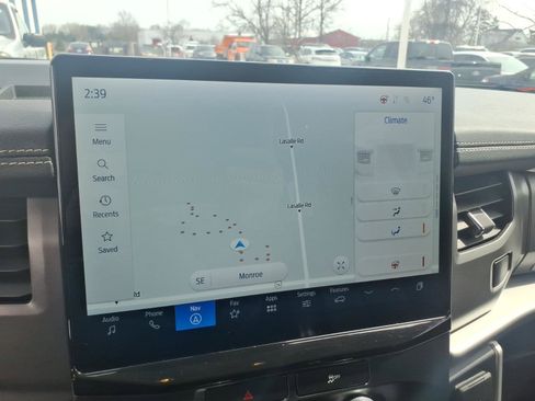 Used 2022 Ford Expedition XLT image 18