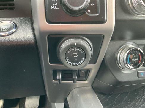 Used 2020 Ford F150 Platinum w/ Equipment Group 701A Luxury image 39