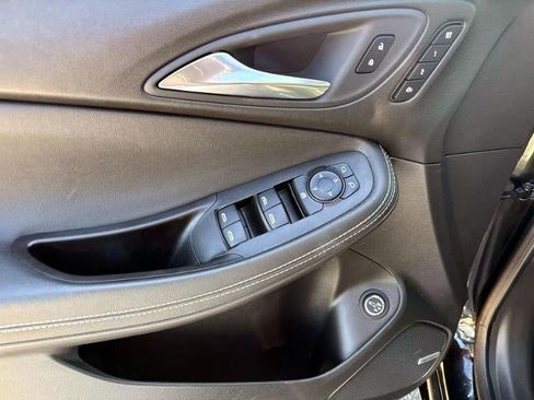 Used 2024 Buick Encore GX Avenir w/ Avenir Technology Package AWD/4WD image 6