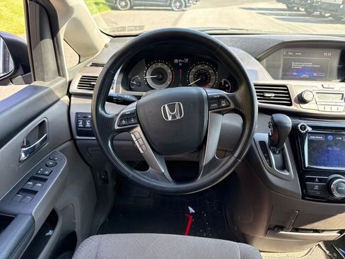 Used 2015 Honda Odyssey EX image 17