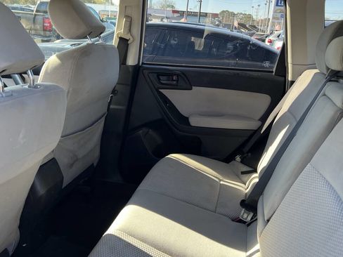 Used 2014 Subaru Forester 2.5i Premium w/ All-Weather Package image 12