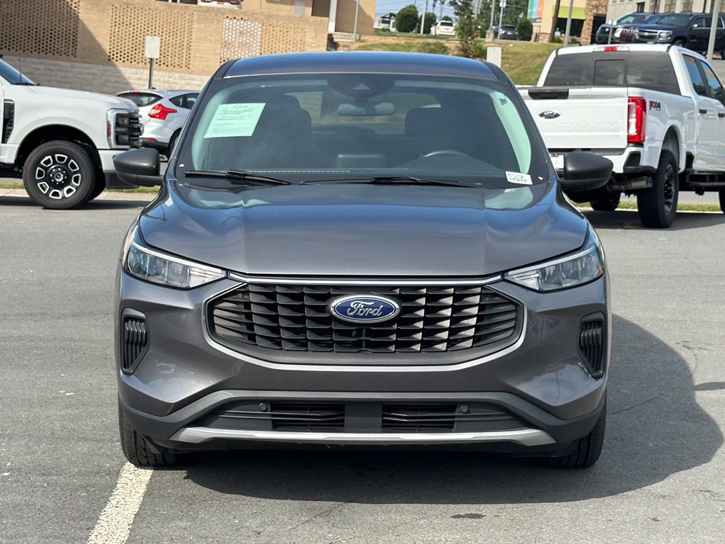 Used 2023 Ford Escape Active FWD image 11