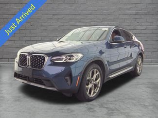 Used 2025 BMW X4 xDrive30i w/ Premium Package AWD/4WD video 1