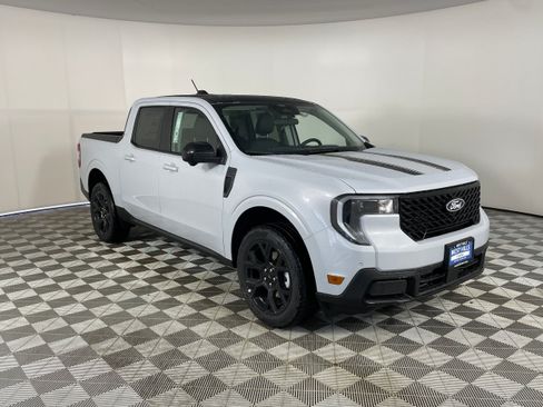 New 2026 Ford Maverick Lariat w/ Black Appearance Package AWD/4WD image 10