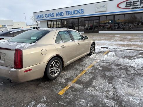 Used 2006 Cadillac STS w/ Preferred Equipment Group image 8
