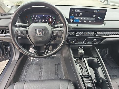 Used 2023 Honda Accord EX-L image 15