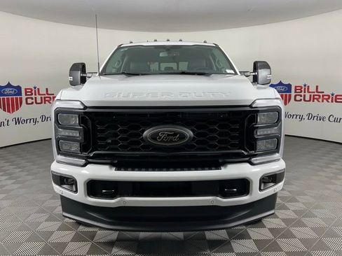 New 2026 Ford F250 Lariat w/ Black Appearance Package image 8