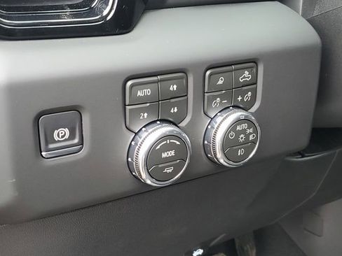 New 2026 GMC Sierra 1500 AT4 image 8