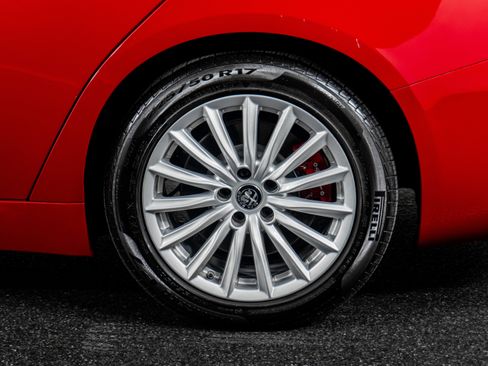 Used 2023 Alfa Romeo Giulia Sprint image 17