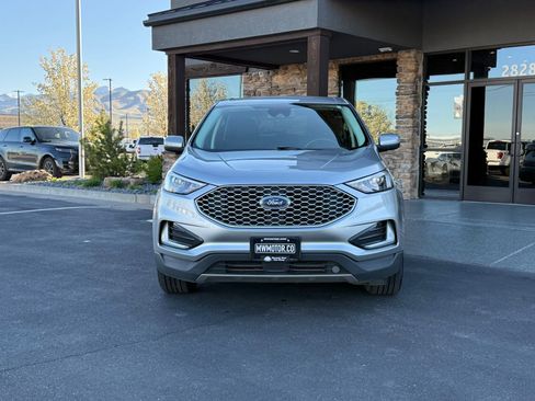 Used 2023 Ford Edge SEL w/ Cold Weather Package AWD/4WD image 2
