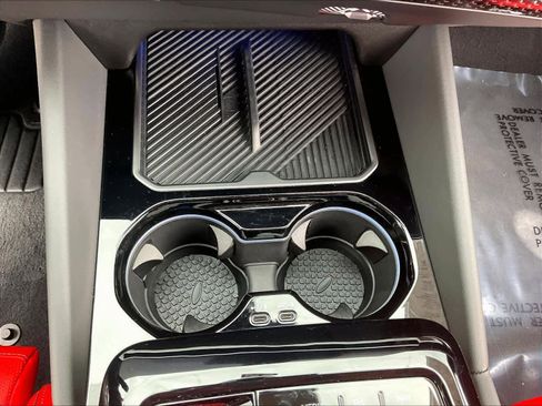 Used 2025 BMW M5 w/ Carbon Package image 35