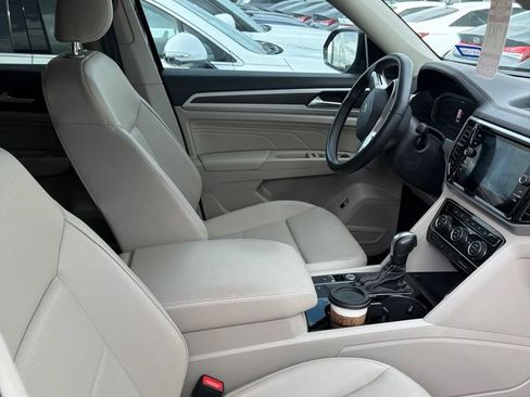 Used 2023 Volkswagen Atlas SE FWD image 12