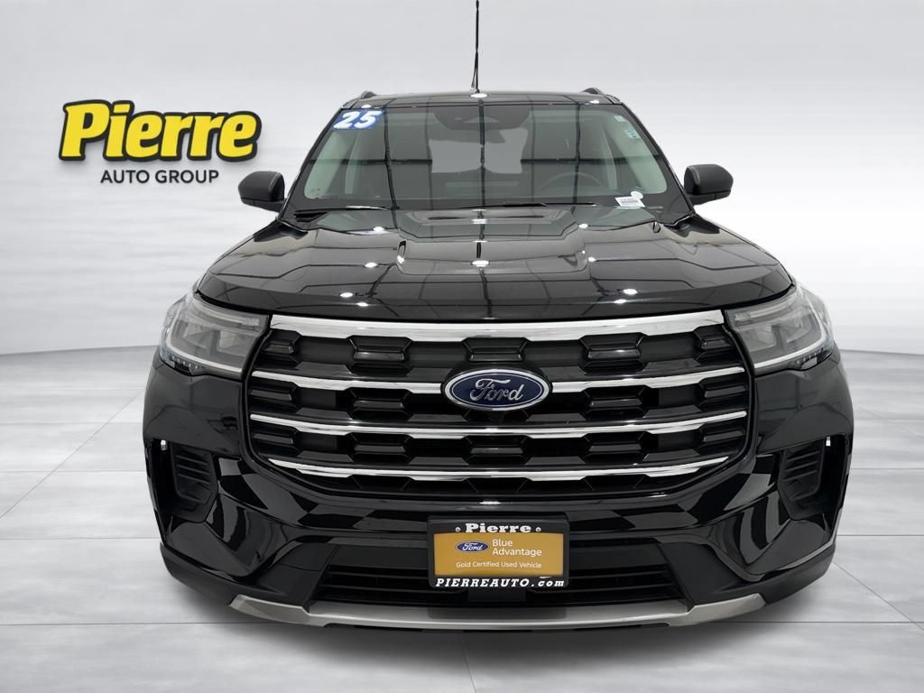 Certified 2025 Ford Explorer Active AWD/4WD image 8