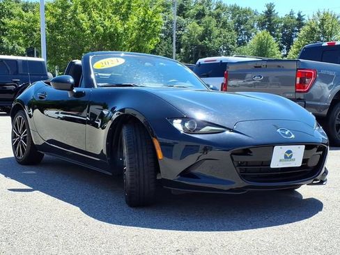 Used 2024 MAZDA MX-5 Miata Grand Touring w/ Weather Package RWD image 6