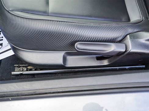 Used 2018 Volkswagen Beetle 2.0T S image 18