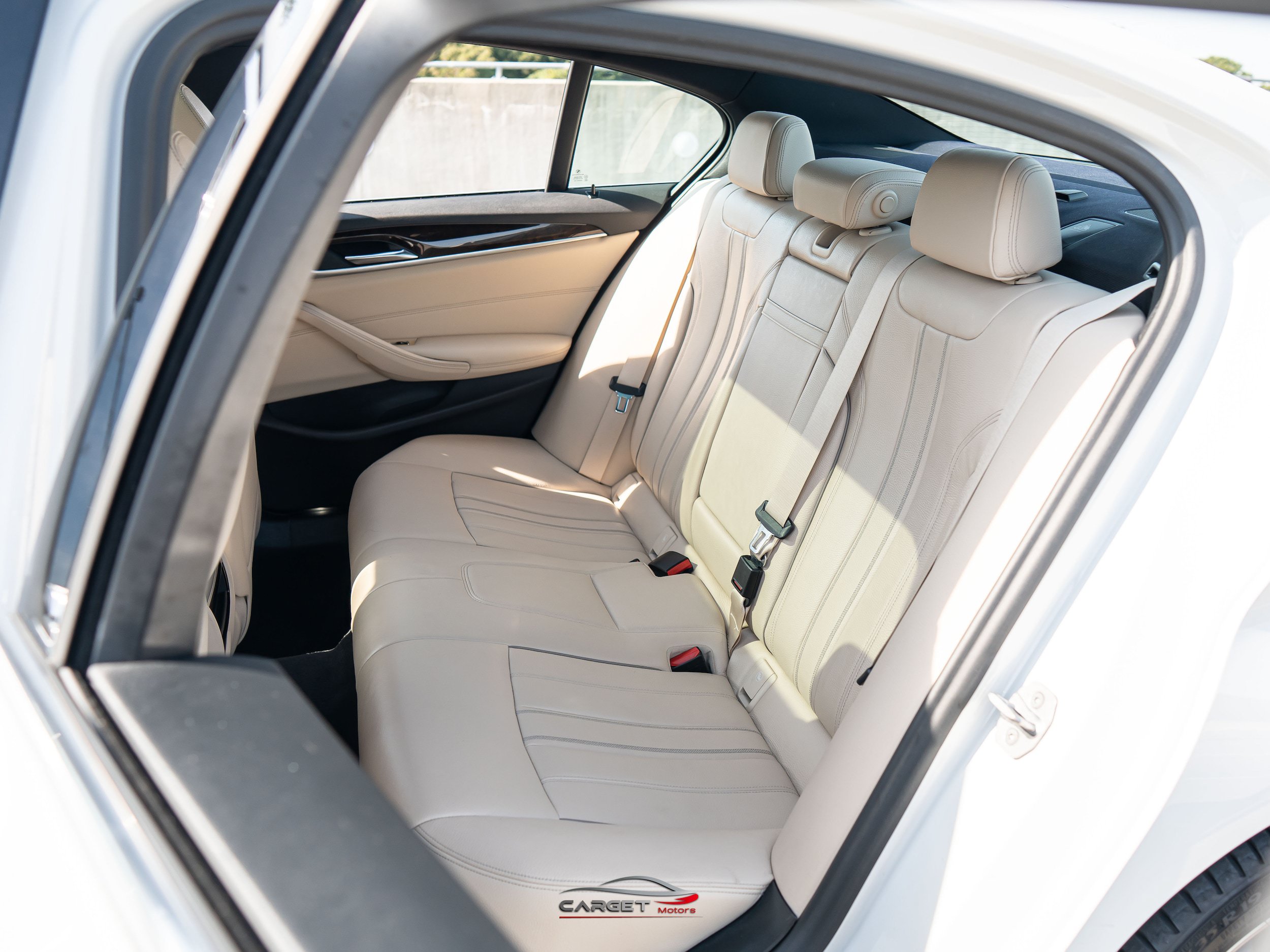 Used 2020 BMW 540i w/ Premium Package RWD image 20