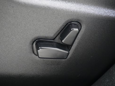 Used 2020 Jeep Grand Cherokee Limited w/ Luxury Group II image 15