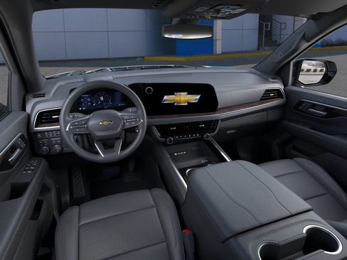 New 2026 Chevrolet Suburban LT w/ Comfort Package image 15