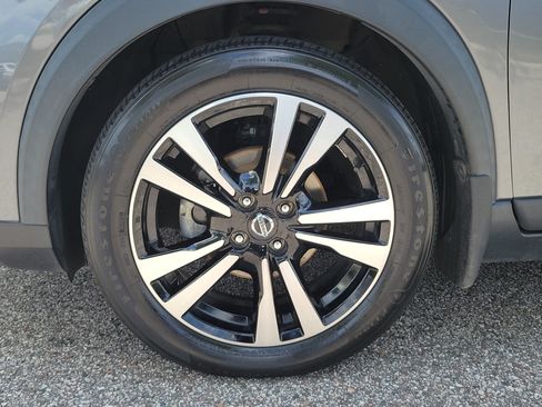 Certified 2020 Nissan Kicks SR w/ SR Premium Package FWD image 10