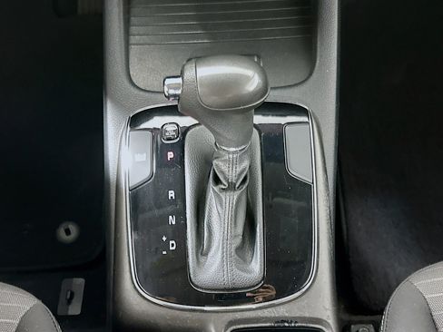 Used 2017 Kia Forte LX w/ LX Popular Package image 23