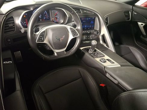 Used 2016 Chevrolet Corvette Stingray Coupe RWD image 2
