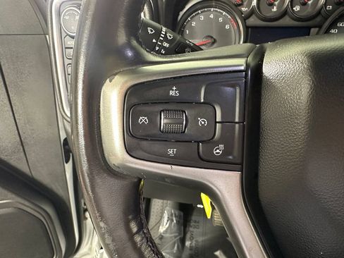Used 2019 Chevrolet Silverado 1500 LT Trail Boss w/ Convenience Package AWD/4WD image 23