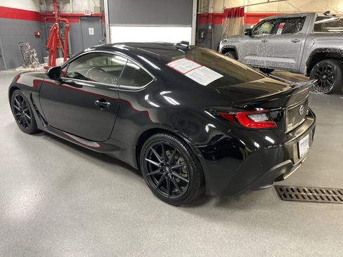 Certified 2023 Toyota GR86 Premium w/ ALL Weather Mat Package (TMS) image 8