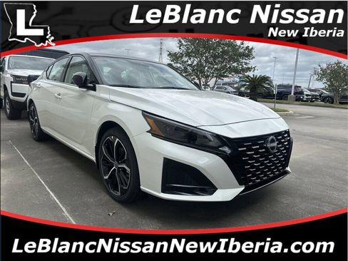 New 2026 Nissan Altima 2.5 SR FWD image 1