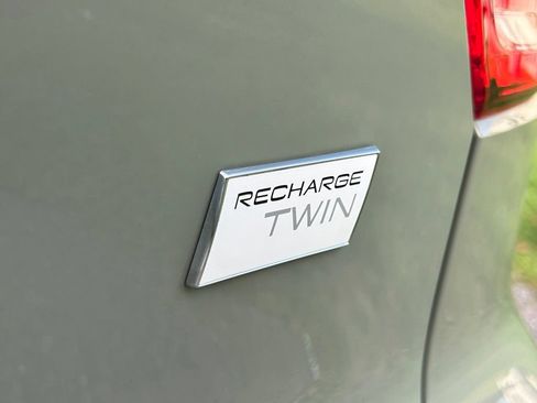 Used 2023 Volvo XC40 Recharge Ultimate AWD/4WD image 43