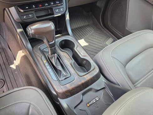 Used 2021 GMC Canyon Denali RWD image 26