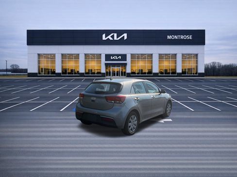 Used 2022 Kia Rio S FWD image 5