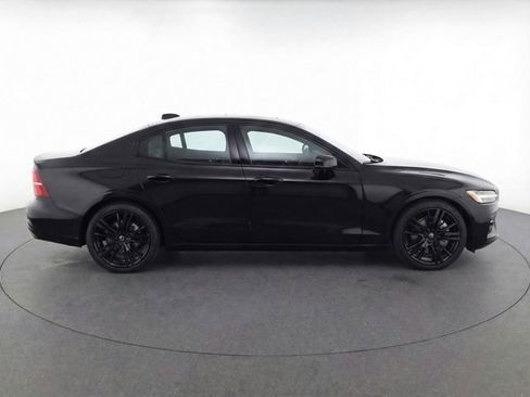 Used 2023 Volvo S60 B5 Plus w/ Climate Package image 37