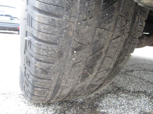 Used 2013 Ford Edge Limited w/ Vision Pkg image 12