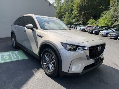 Certified 2024 MAZDA CX-90 3.3 Turbo w/ Preferred Plus AWD/4WD image 2