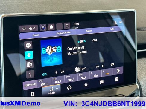 Used 2022 Jeep Compass Latitude w/ Convenience Group image 28