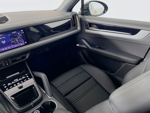 New 2026 Porsche Cayenne Coupe image 26