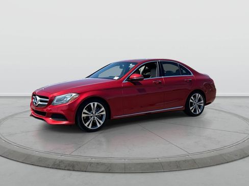 Used 2018 Mercedes-Benz C 300 Sedan image 4
