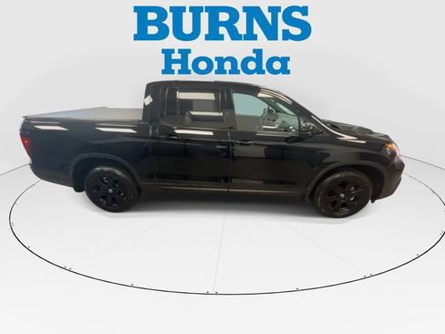 Certified 2020 Honda Ridgeline Black Edition image 3