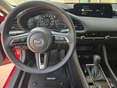 Used 2025 MAZDA MAZDA3 s FWD image 12