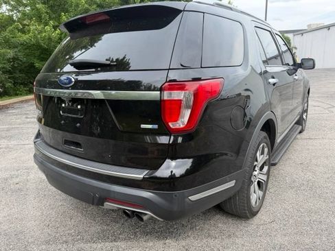 Used 2018 Ford Explorer Platinum AWD/4WD image 3