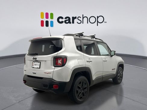 Used 2018 Jeep Renegade Trailhawk w/ Cold Weather Group II image 5