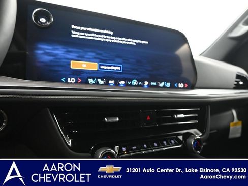 New 2025 Chevrolet Suburban Premier w/ LPO, Illumination Package RWD image 9