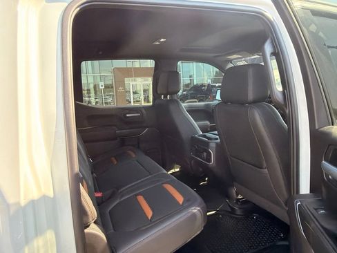 Used 2021 GMC Sierra 1500 AT4 w/ AT4 Value Package AWD/4WD image 19